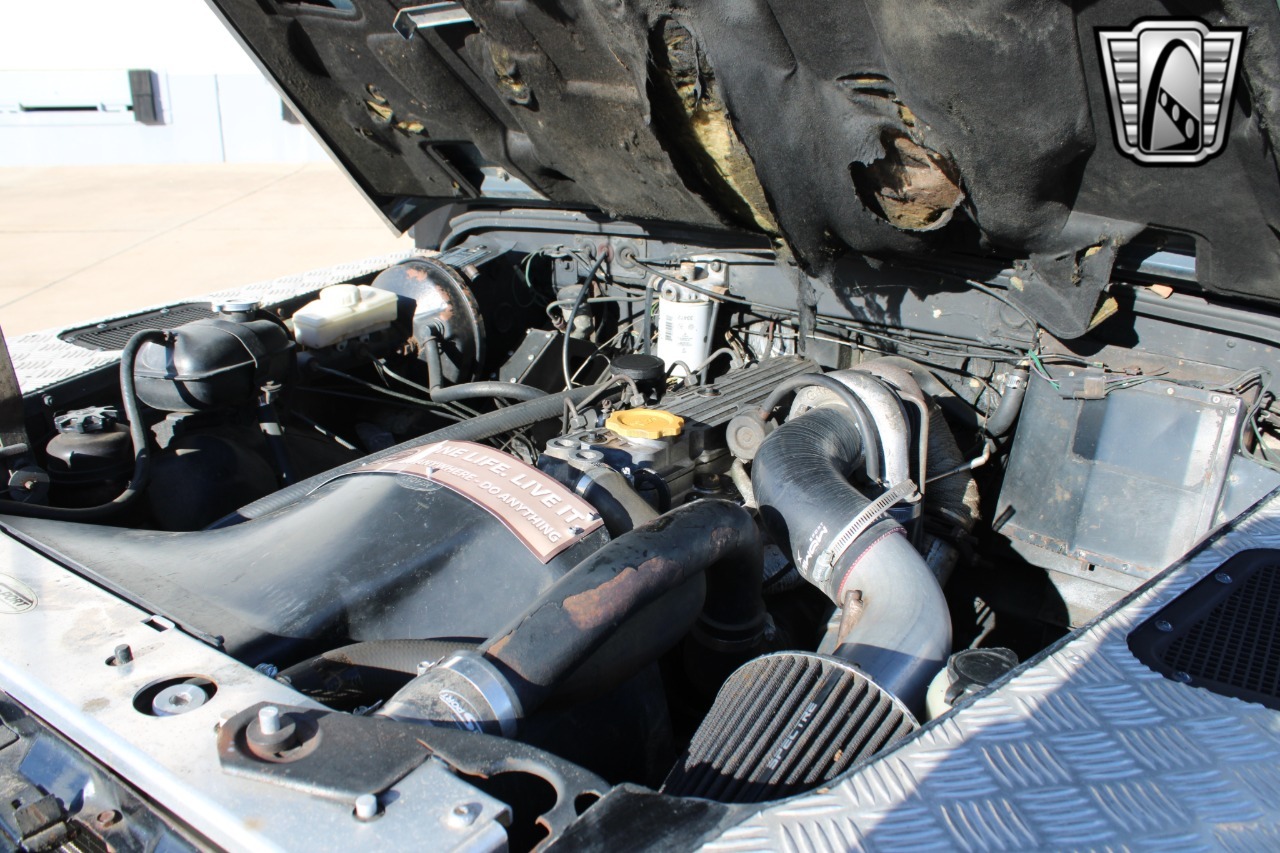 1988 Land Rover Defender 110 Adventure Truck