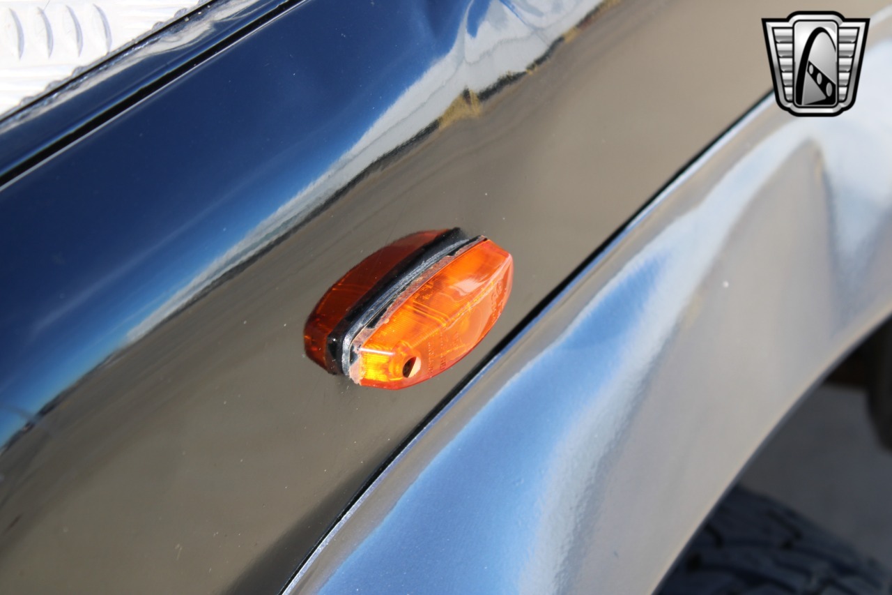 1988 Land Rover Defender 110 Adventure Truck