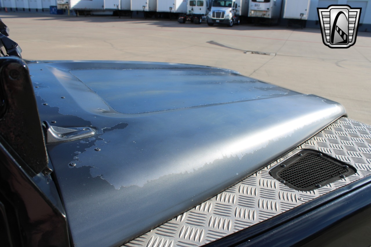 1988 Land Rover Defender 110 Adventure Truck