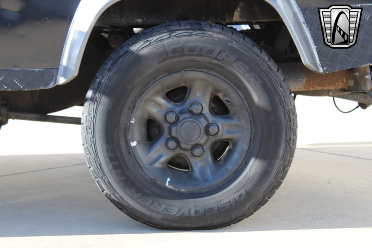 1988 Land Rover Defender 110 Adventure Truck