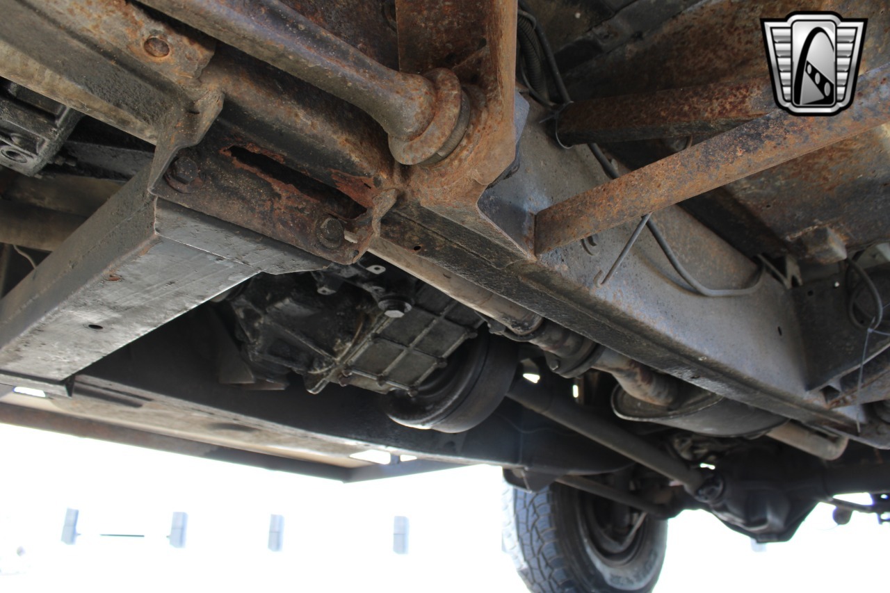 1988 Land Rover Defender 110 Adventure Truck