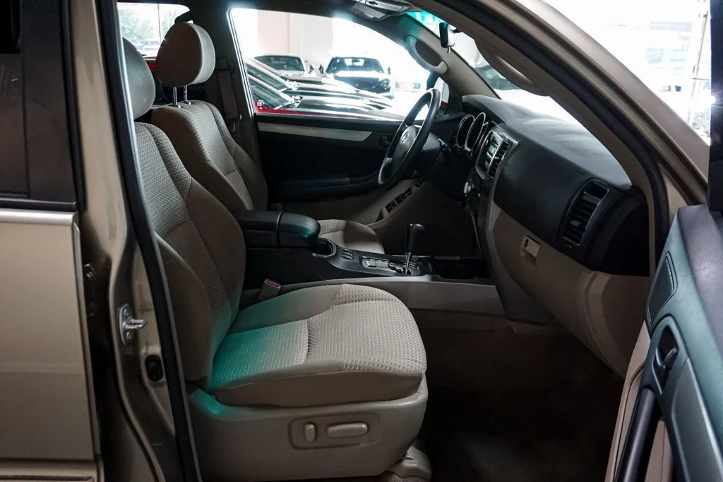 V8-Powered, 56k-Mile 2006 Toyota 4Runner SR5