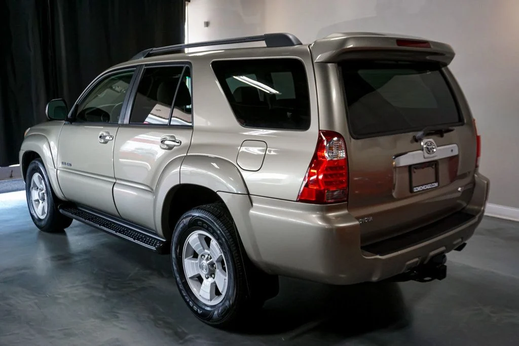 V8-Powered, 56k-Mile 2006 Toyota 4Runner SR5