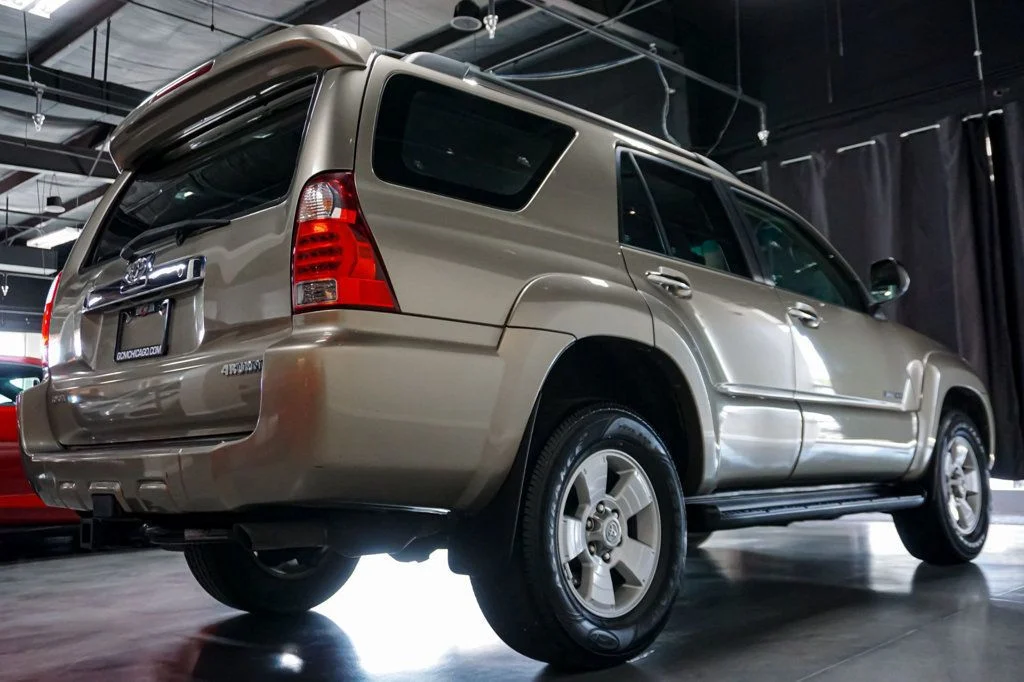 V8-Powered, 56k-Mile 2006 Toyota 4Runner SR5