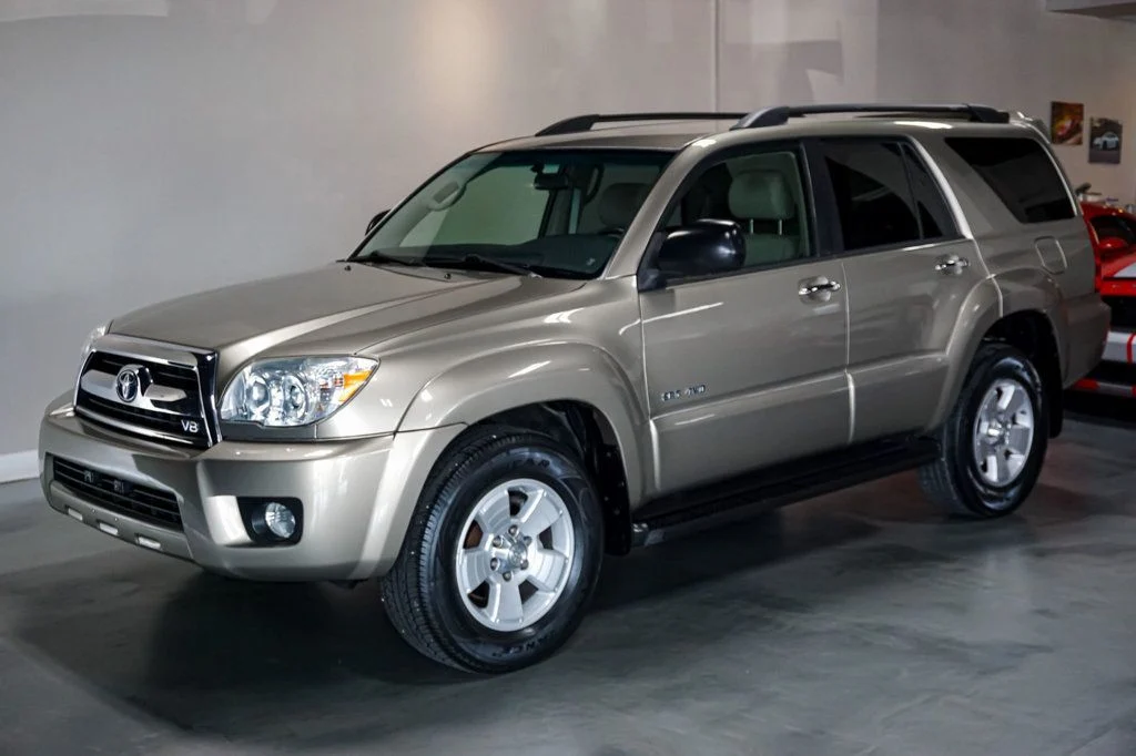 V8-Powered, 56k-Mile 2006 Toyota 4Runner SR5