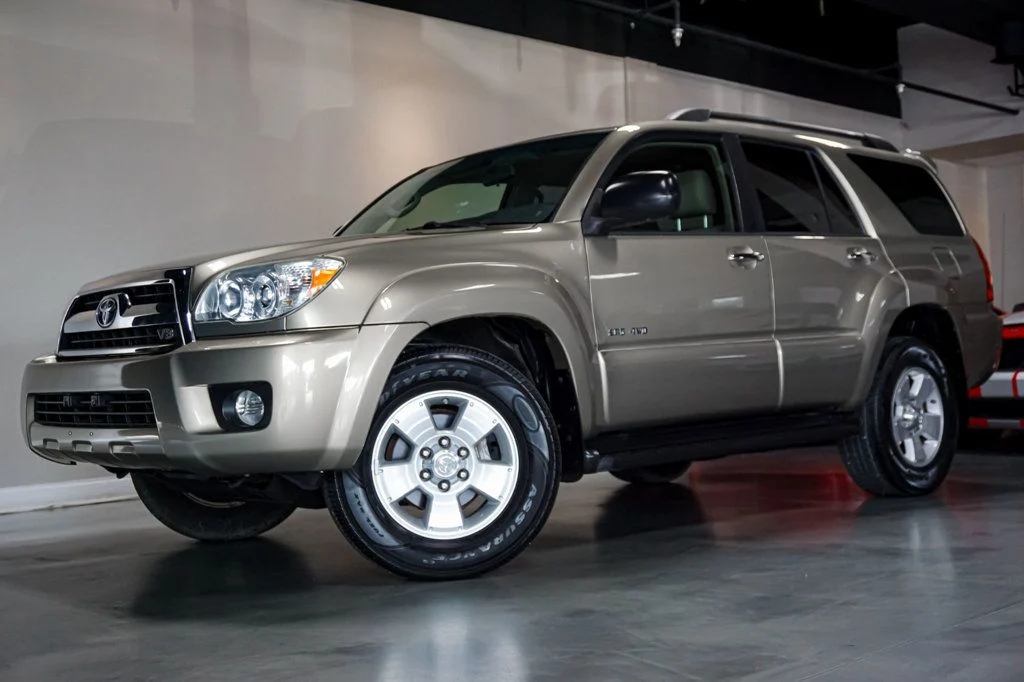 V8-Powered, 56k-Mile 2006 Toyota 4Runner SR5