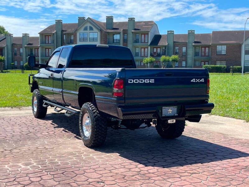 2001 Dodge Ram 2500 SLT Plus