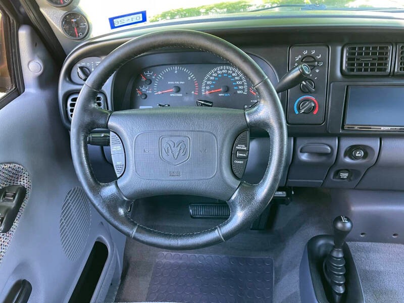 2001 Dodge Ram 2500 SLT Plus