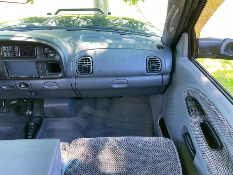 2001 Dodge Ram 2500 SLT Plus