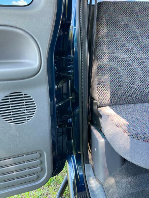 2001 Dodge Ram 2500 SLT Plus