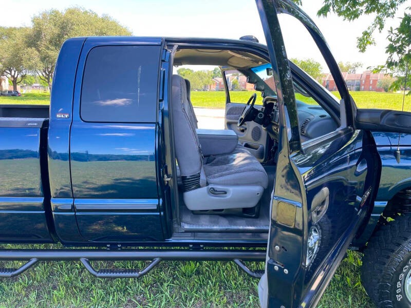 2001 Dodge Ram 2500 SLT Plus
