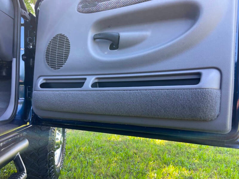 2001 Dodge Ram 2500 SLT Plus