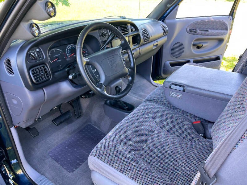 2001 Dodge Ram 2500 SLT Plus