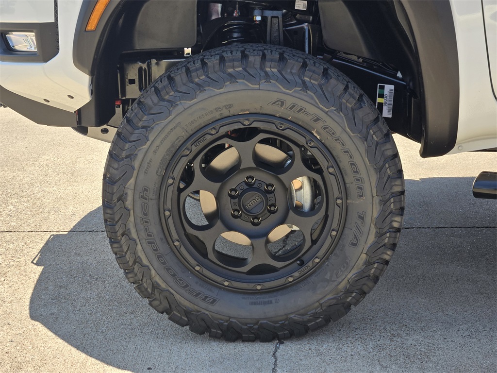 2025 Nissan Frontier PRO-4X Rocky Ridge