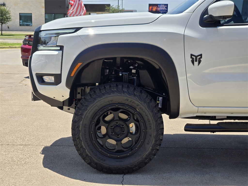 2025 Nissan Frontier PRO-4X Rocky Ridge