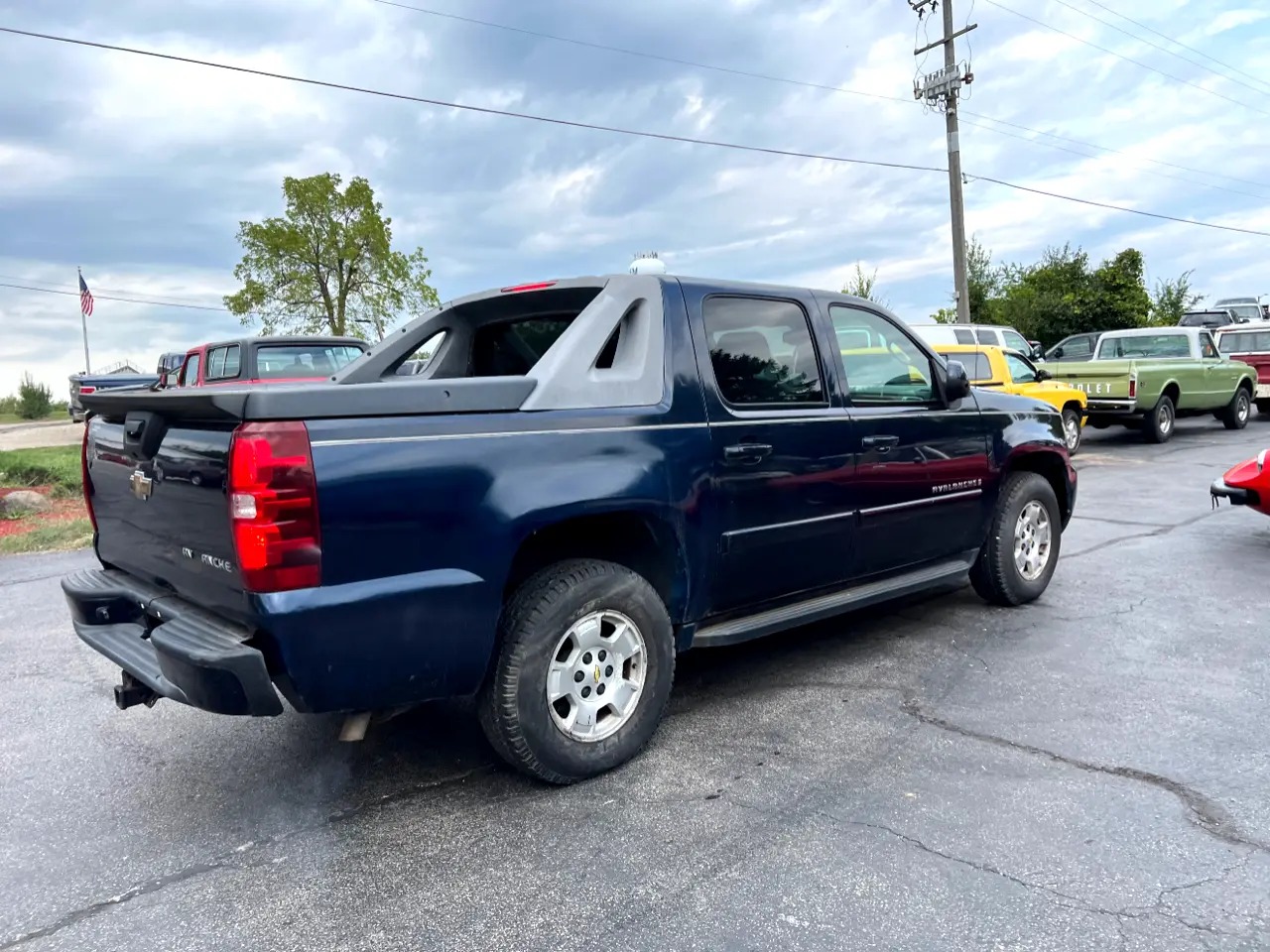 2007 Chevrolet Avalanche - 2