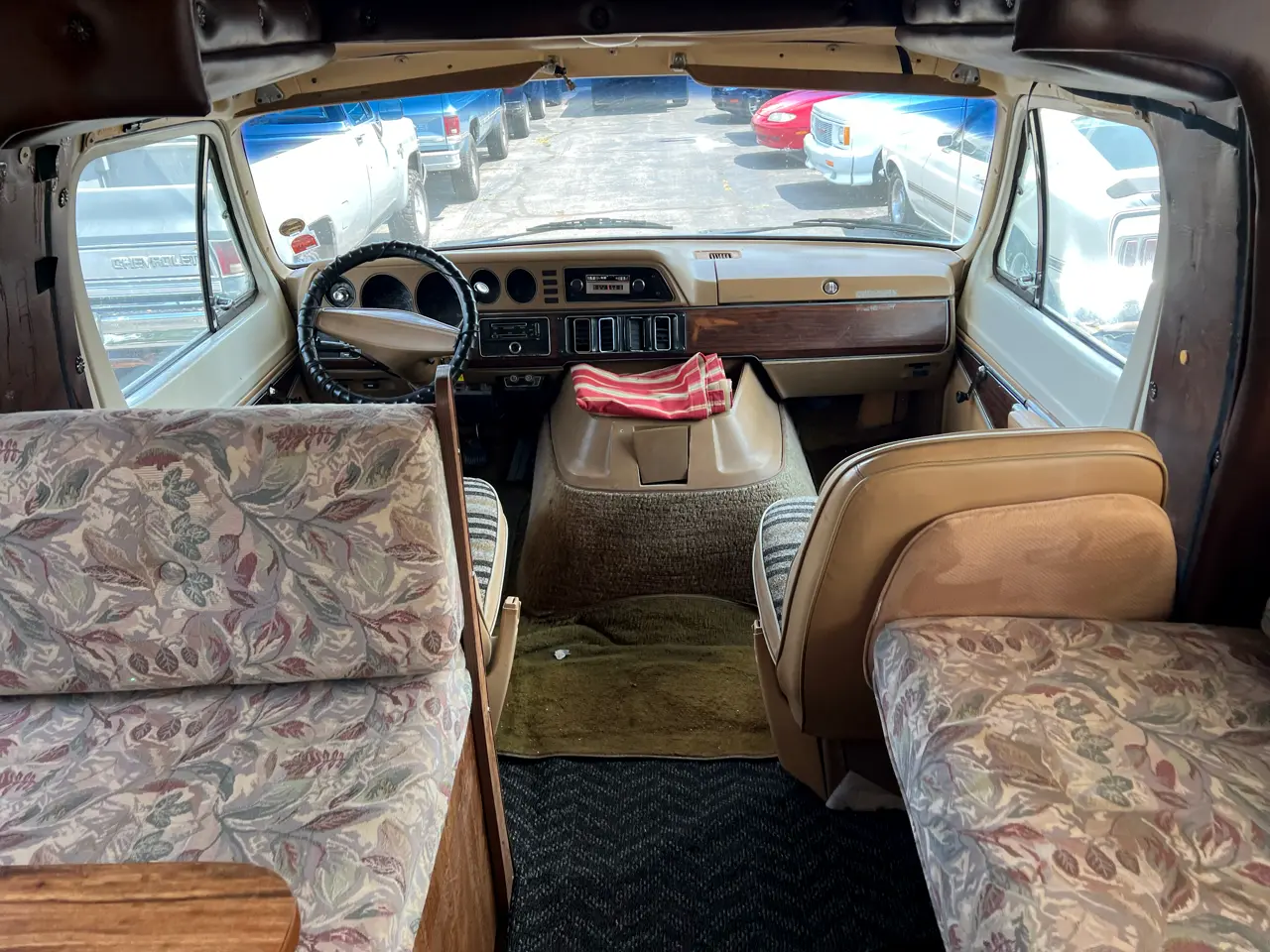1981 Dodge Van F40 Country Squire