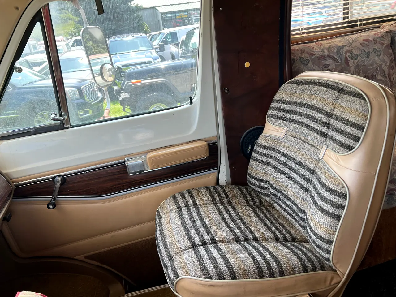 1981 Dodge Van F40 Country Squire