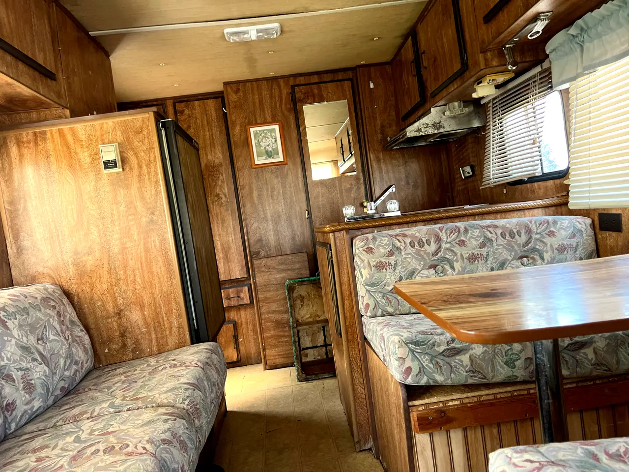 1981 Dodge Van F40 Country Squire - 4