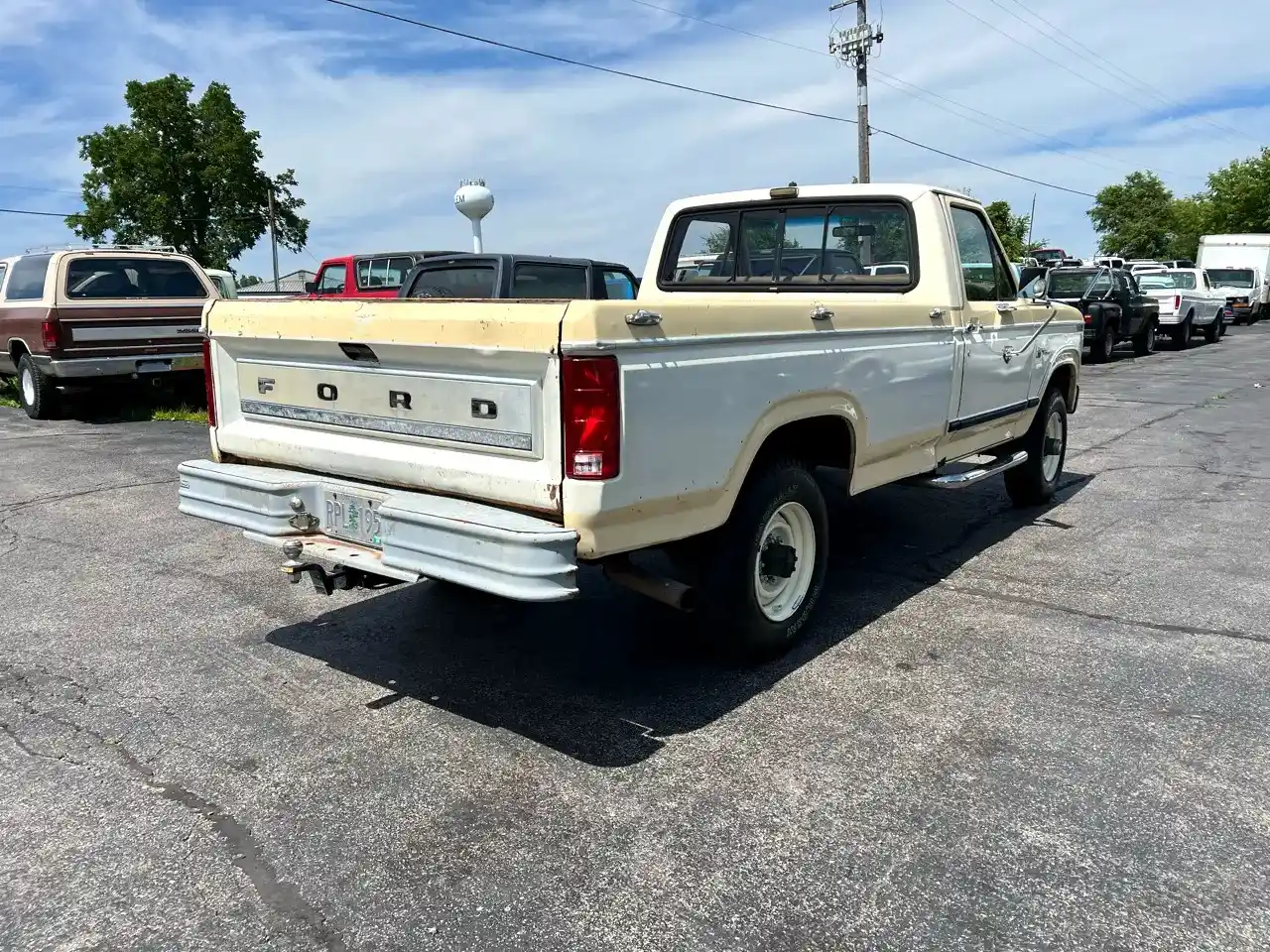 1980 Ford F-350 Camper Special