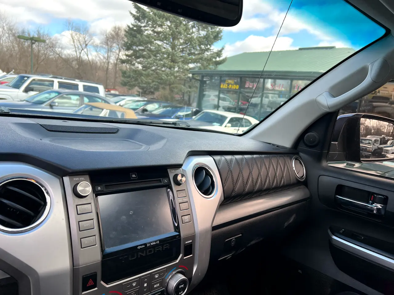 2017 Toyota Tundra Platinum