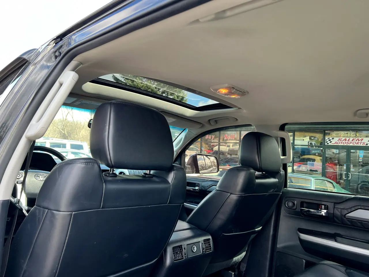 2017 Toyota Tundra Platinum