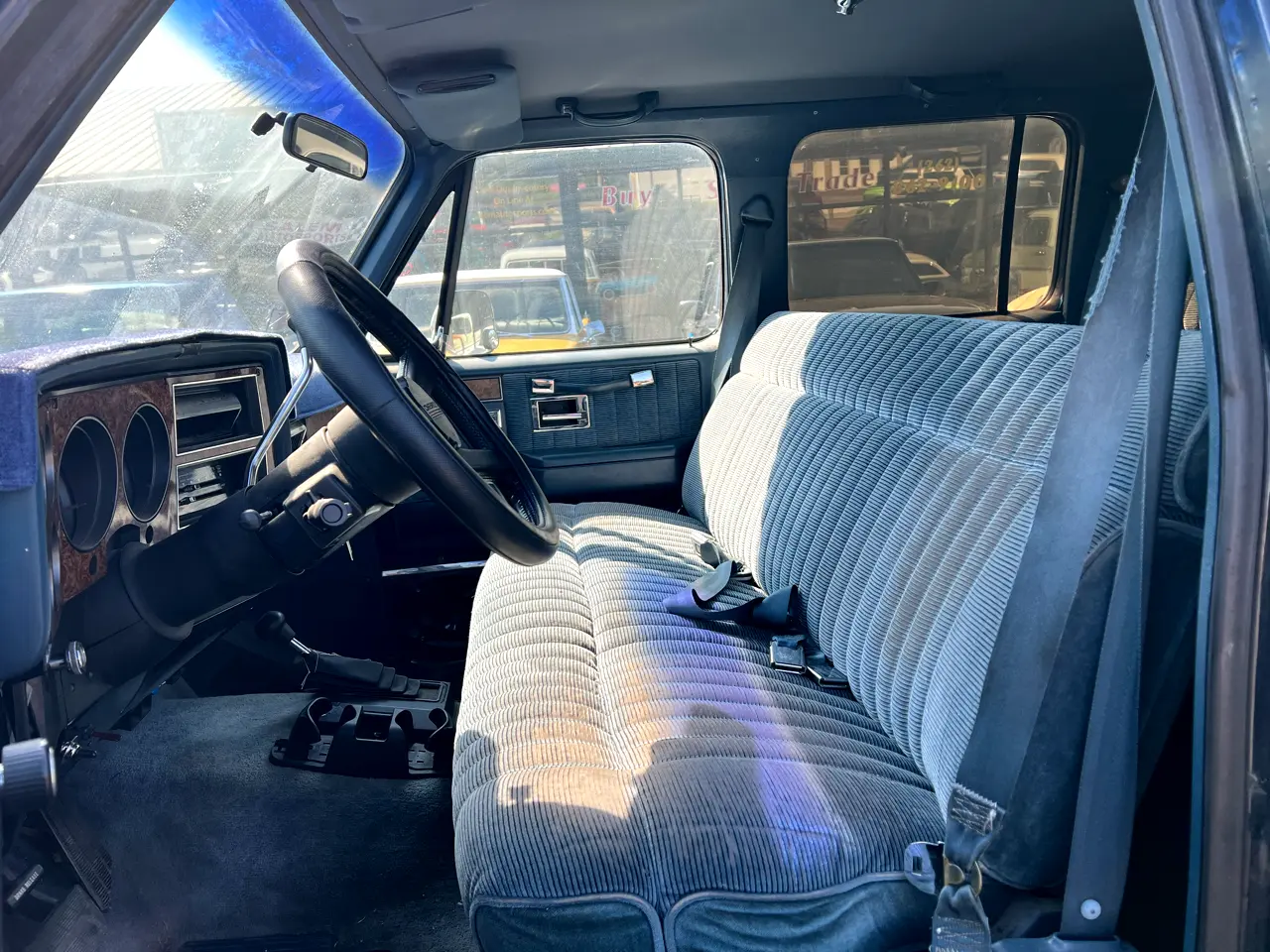 1989 Chevrolet Suburban 2500 4x4