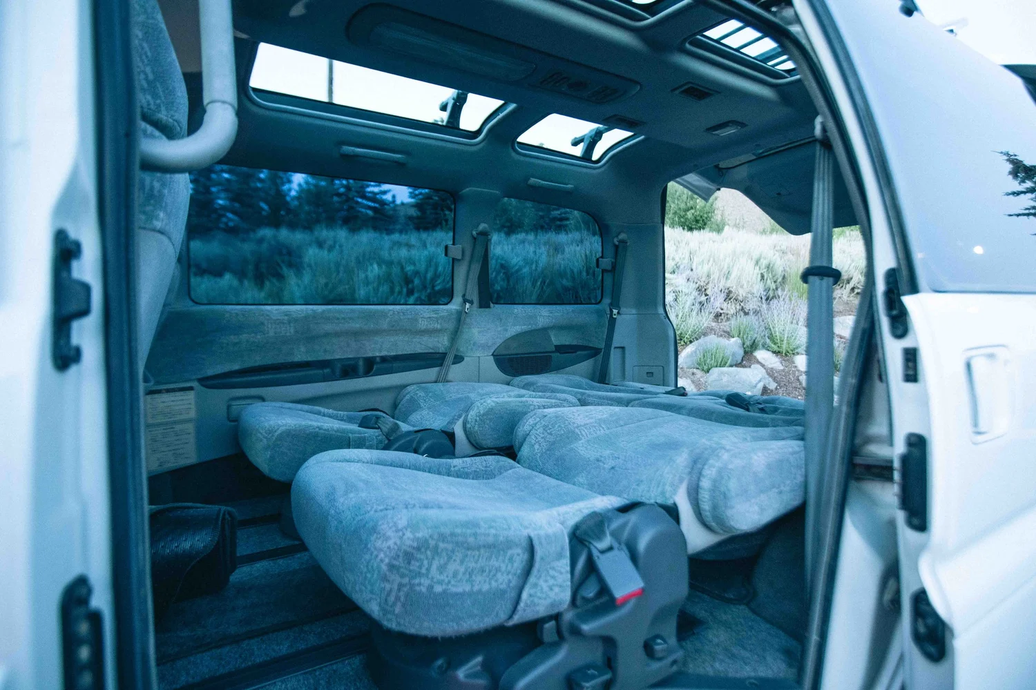 Reserved: 1997 Mitsubishi Delica L400 Spacegear Exceed