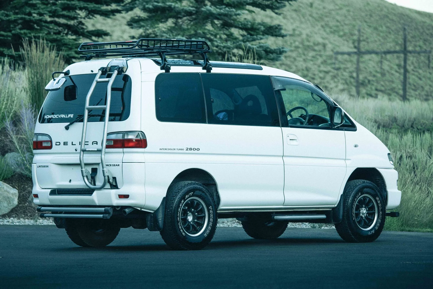 Reserved: 1997 Mitsubishi Delica L400 Spacegear Exceed
