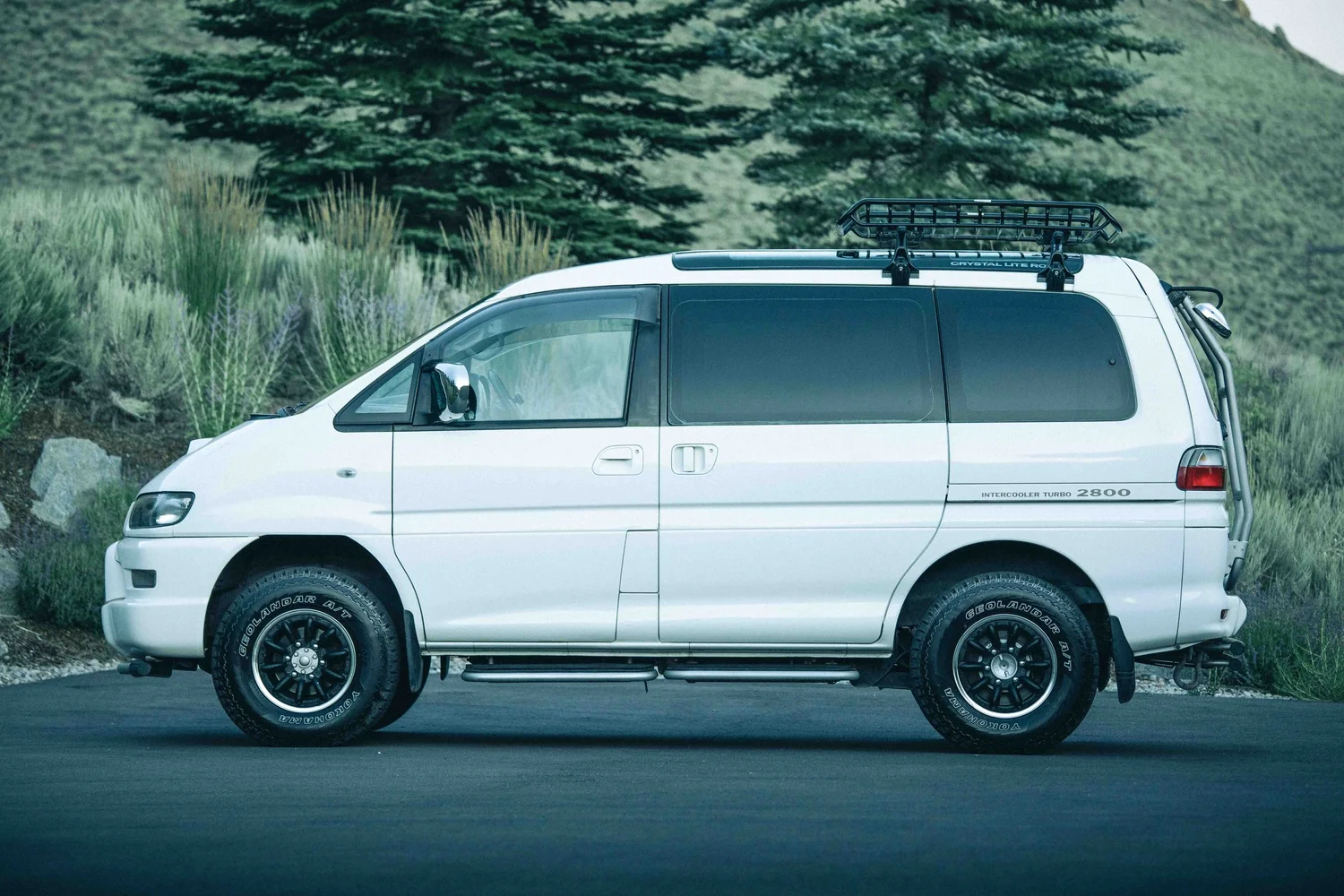 Reserved: 1997 Mitsubishi Delica L400 Spacegear Exceed - 2