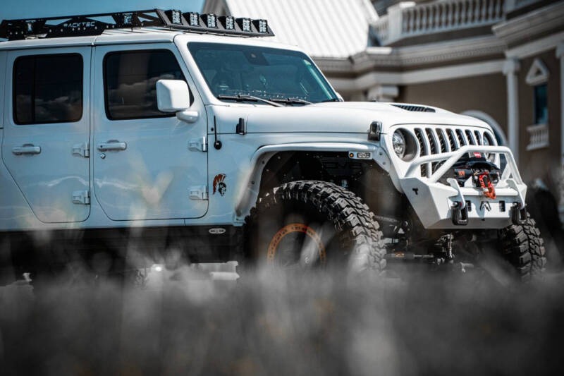 Highly-Modified 2022 Jeep Gladiator Mojave