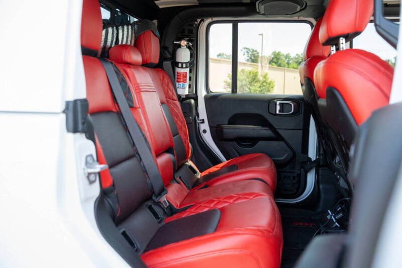 Highly-Modified 2022 Jeep Gladiator Mojave