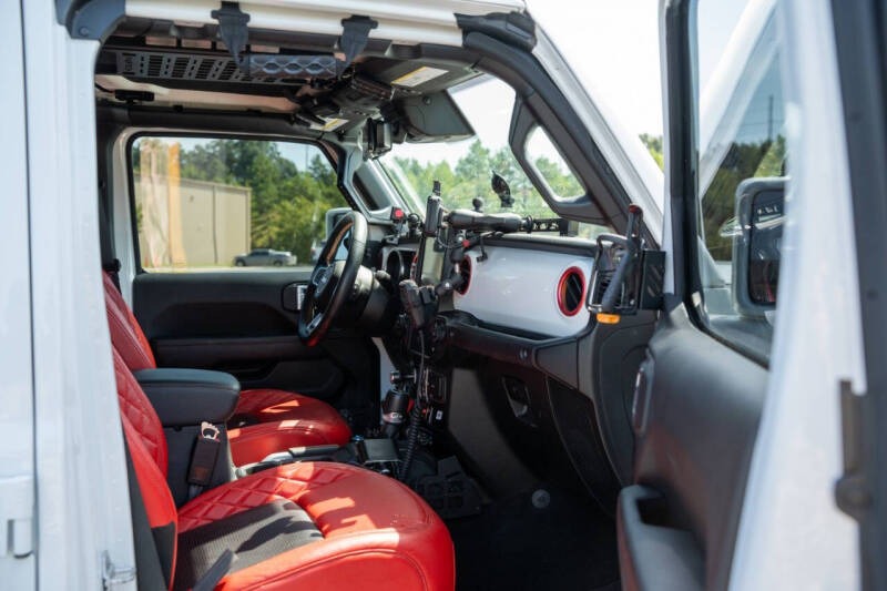 Highly-Modified 2022 Jeep Gladiator Mojave