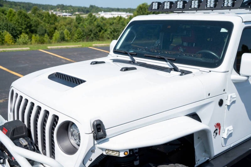 Highly-Modified 2022 Jeep Gladiator Mojave