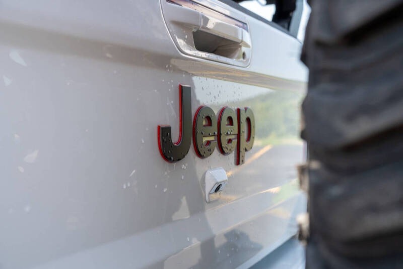 Highly-Modified 2022 Jeep Gladiator Mojave