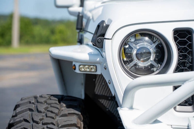 Highly-Modified 2022 Jeep Gladiator Mojave