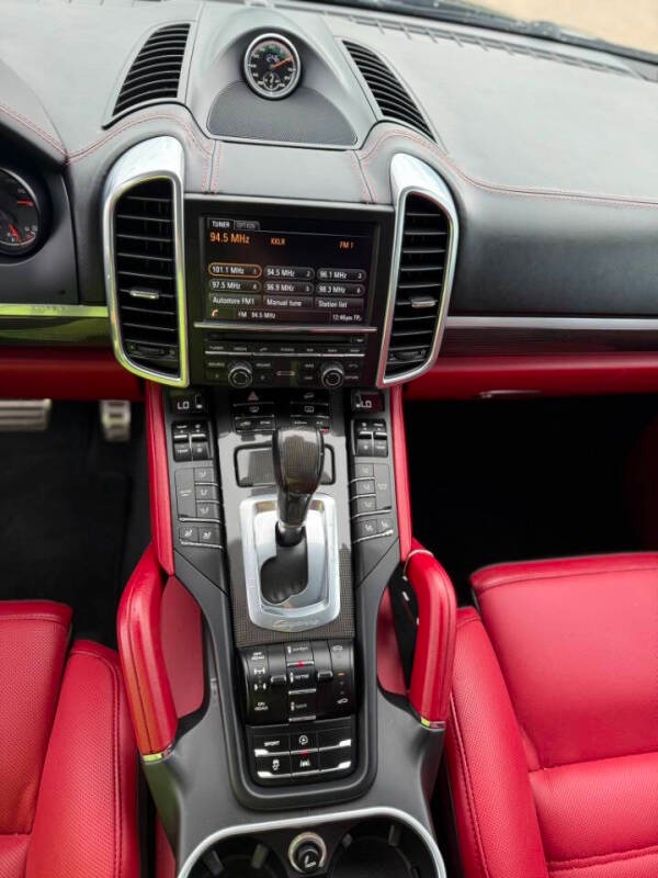 2014 Porsche Cayenne Turbo S