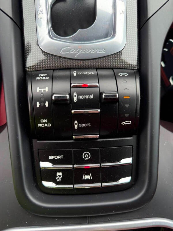 2014 Porsche Cayenne Turbo S