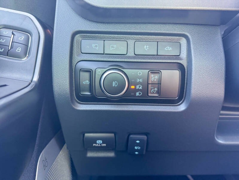 2023 Ford F-450 Super Duty Platinum Custom