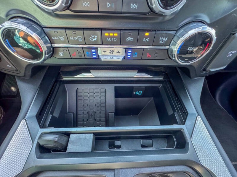 2023 Ford F-450 Super Duty Platinum Custom