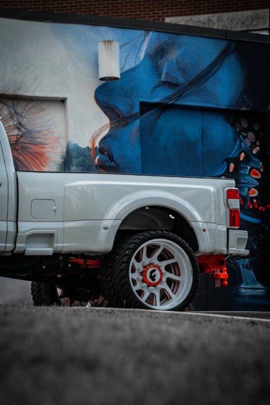 2023 Ford F-450 Super Duty Platinum Custom