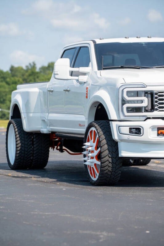 2023 Ford F-450 Super Duty Platinum Custom