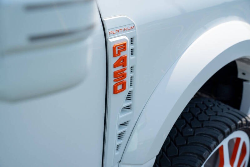 2023 Ford F-450 Super Duty Platinum Custom