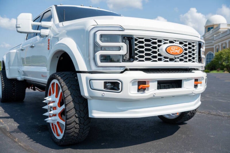 2023 Ford F-450 Super Duty Platinum Custom
