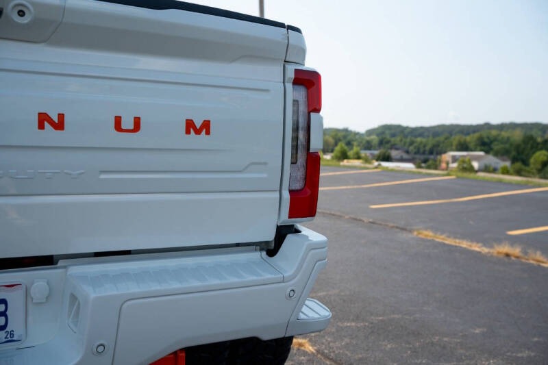 2023 Ford F-450 Super Duty Platinum Custom