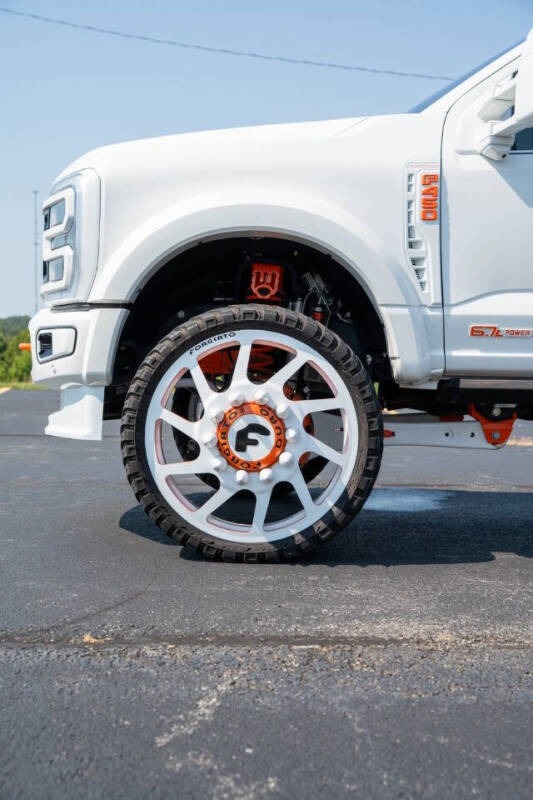 2023 Ford F-450 Super Duty Platinum Custom