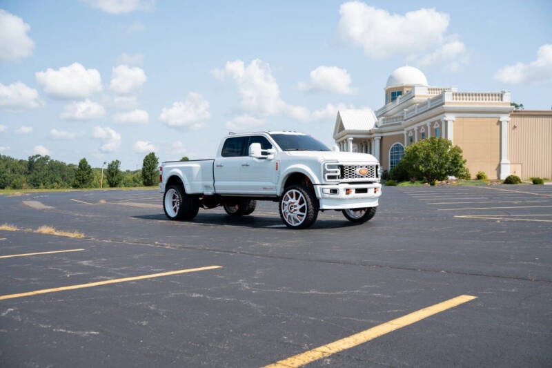2023 Ford F-450 Super Duty Platinum Custom