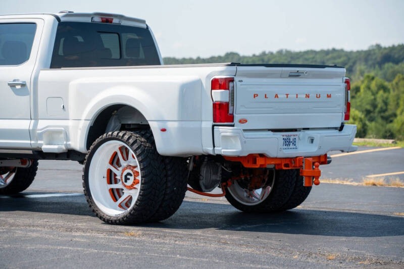 2023 Ford F-450 Super Duty Platinum Custom
