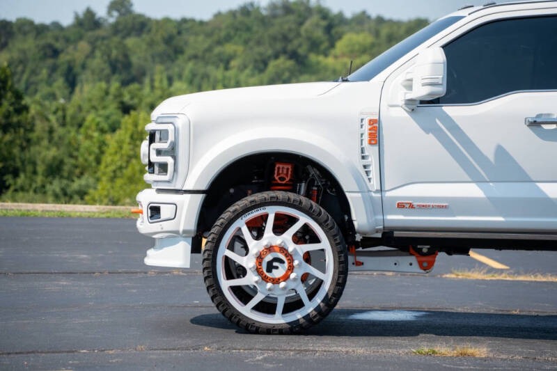 2023 Ford F-450 Super Duty Platinum Custom