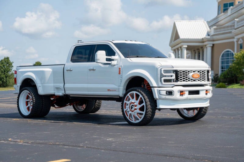 2023 Ford F-450 Super Duty Platinum Custom